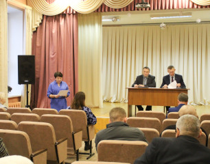 26 января в Центре культуры посёлка Кардымово состоялось первое в 2023 году заседание районного Совета Депутатов - фото - 3