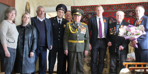 ветеранов в Кардымово поздравили с Днём Победы - фото - 6