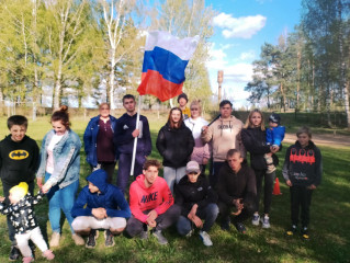 в Кардымовском районе прошли мероприятия, приуроченные ко Дню флага Российской Федерации - фото - 6