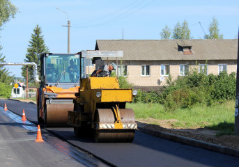 на ремонт дорог в посёлке Кардымово выделено 23 миллиона рублей - фото - 1