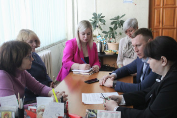 министр финансов Инна Савина провела рабочую встречу в Кардымовском районе - фото - 4