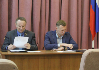 олег Смоляков поблагодарил депутатов районного Совета за активное участие в выборах Президента - фото - 5